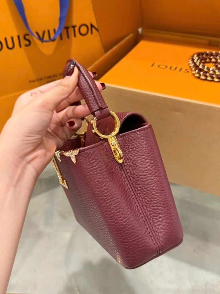 Túi Xách Nữ Louis Vuitton LV Capucines Màu Đỏ Mận Siêu Cấp 21cm (2)