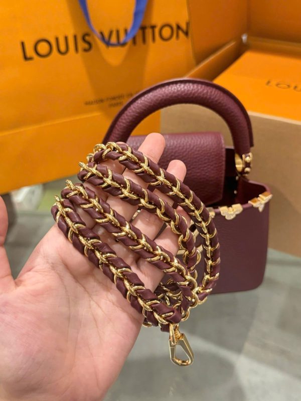 Túi Xách Nữ Louis Vuitton LV Capucines Màu Đỏ Mận Siêu Cấp 21cm (2)