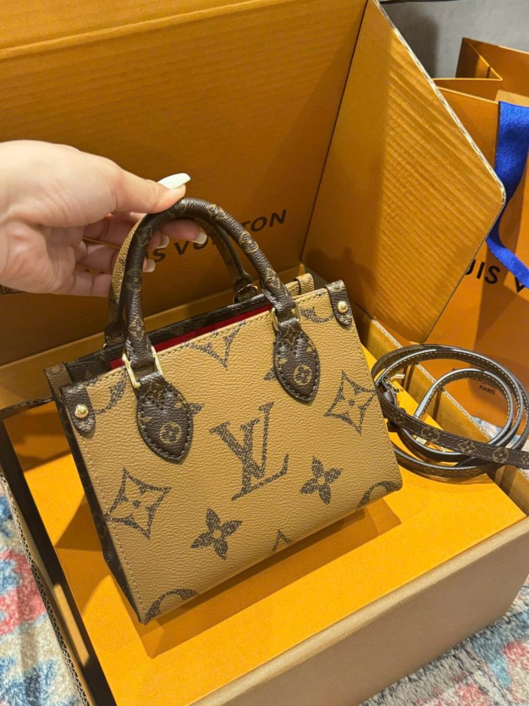 Túi Xách Nữ Louis Vuitton LV Onthego Hoạ Tiết Monogram Siêu Cấp 18cm (2)