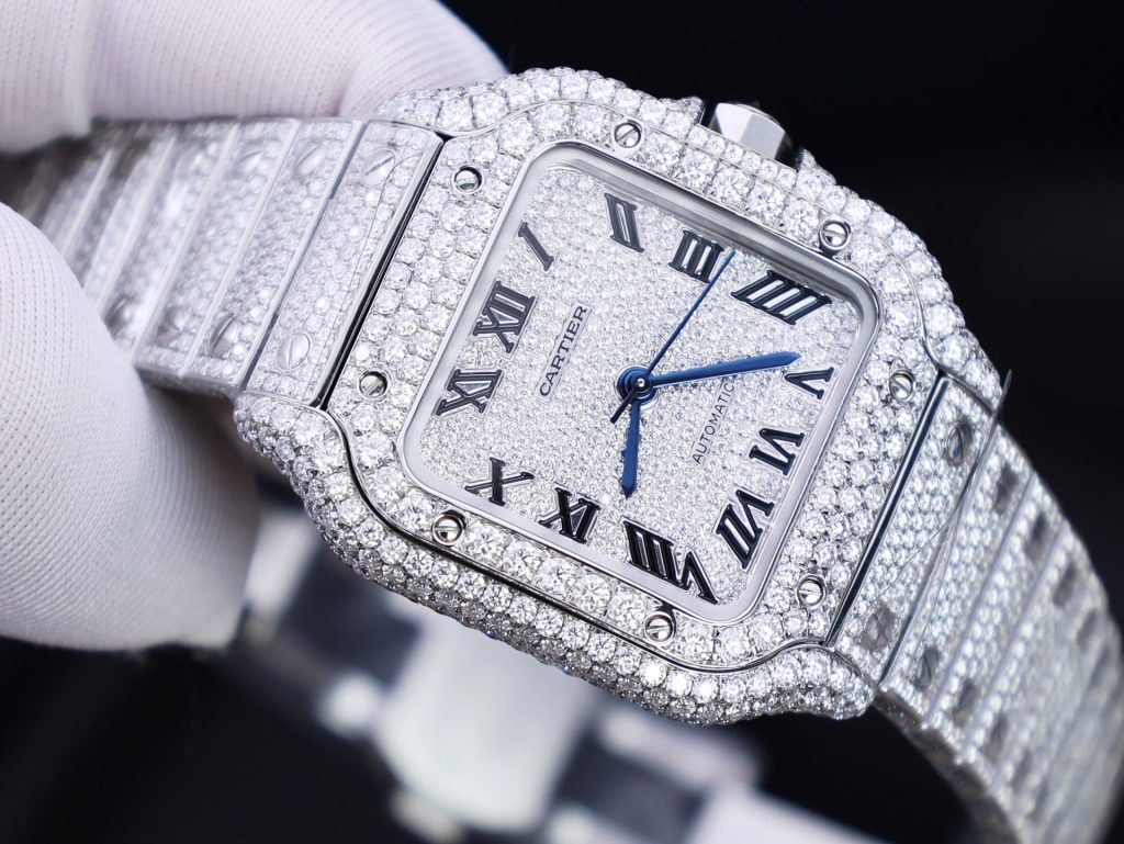 Đồng Hồ Chế Tác Cartier Santos Đính Full Kim Cương Moissanite Hong Kong 35mm (2)