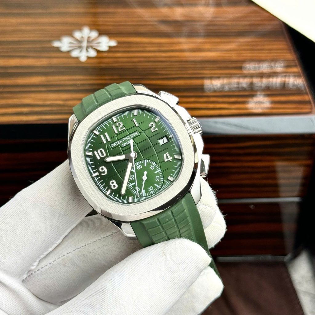 Đồng Hồ Patek Philippe Aquanaut 5968G Replica 11 Cao Cấp Màu Xanh Kaki 42 (2)