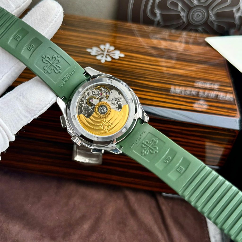 Đồng Hồ Patek Philippe Aquanaut 5968G Replica 11 Cao Cấp Màu Xanh Kaki 42 (2)