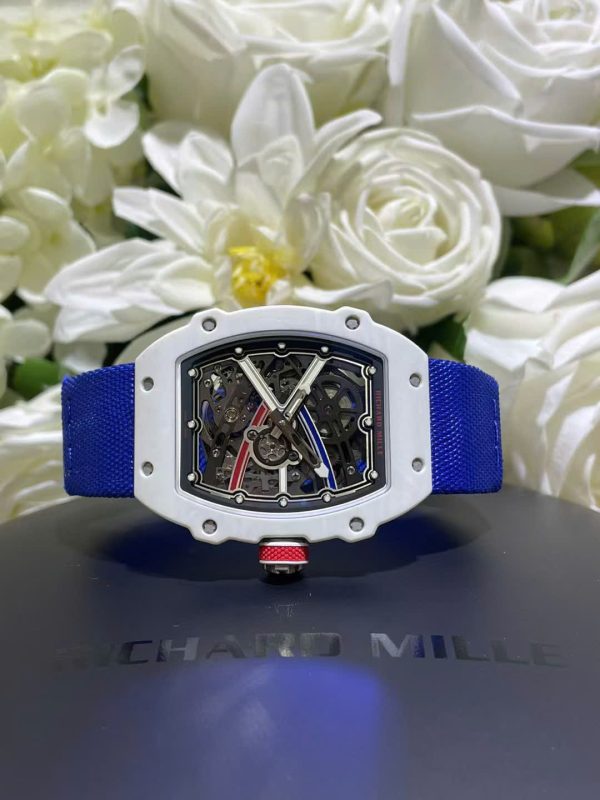 Đồng Hồ Richard Mille Chế Tác RM67-02 Vỏ Carbon Màu Trắng Siêu Nhẹ Trọng Lượng 37 Grams 38.7×47 (2)