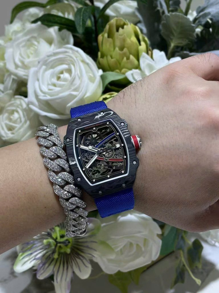 Đồng Hồ Richard Mille Chế Tác RM67-02 Vỏ Carbon Siêu Mỏng Trọng Lượng 37 Grams Siêu Nhẹ 38.7×47 (2)