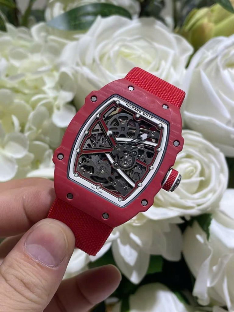 Đồng Hồ Richard Mille RM67-02 Chế Tác Vỏ Carbon Màu Đỏ Siêu Nhẹ Trọng Lượng 37 Grams 38.7×47 (2)