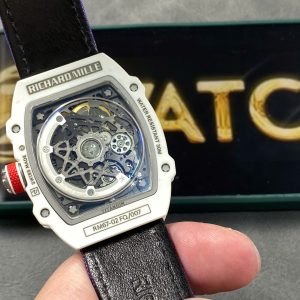 Đồng Hồ Richard Mille RM67-02 Chế Tác Vỏ Carbon Trắng Siêu Nhẹ 37 Grams 38.7×47 (11)