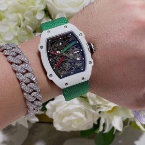 Đồng Hồ Richard Mille RM67-02 Vỏ Carbon Màu Trắng Tinh Chỉnh Siêu Nhẹ Trọng Lượng 37 Grams 38.7×47 (2)