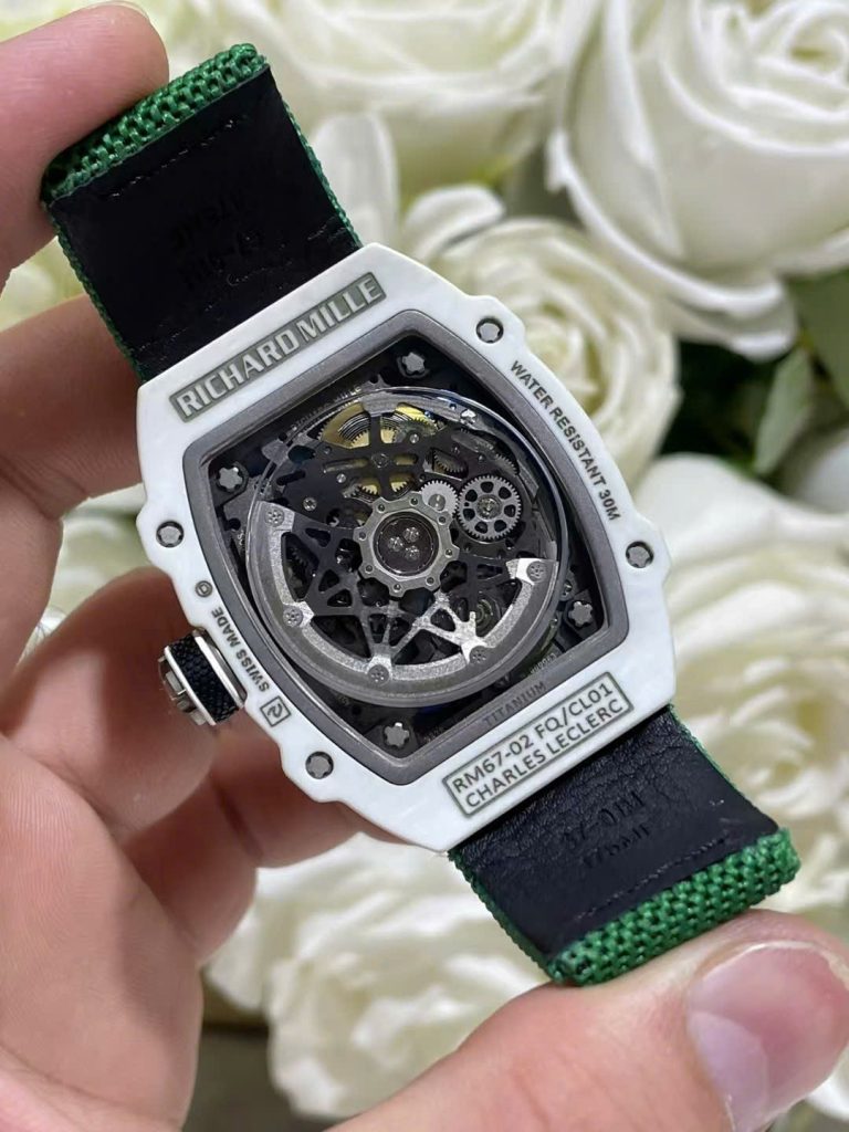 Đồng Hồ Richard Mille RM67-02 Vỏ Carbon Màu Trắng Tinh Chỉnh Siêu Nhẹ Trọng Lượng 37 Grams 38.7×47 (2)