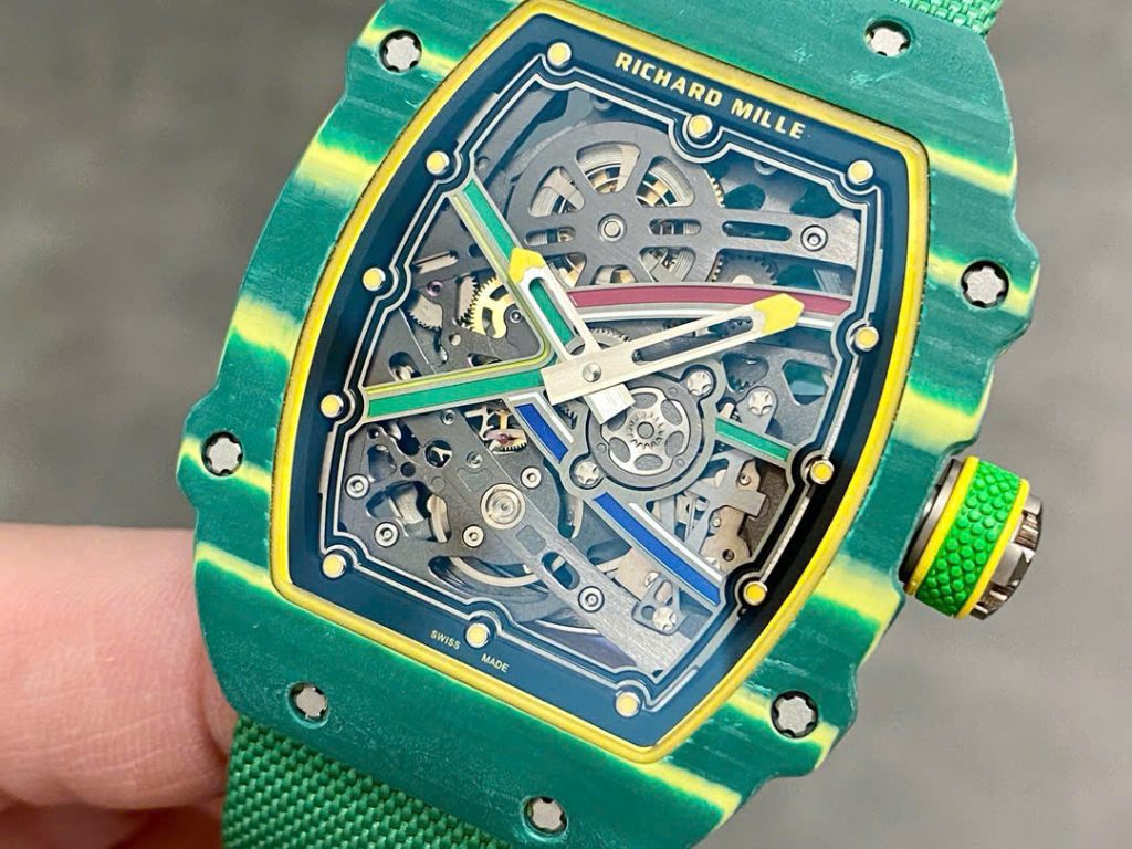 Đồng Hồ Richard Mille RM67-02 Vỏ Carbon Xanh Chế Tác Siêu Mỏng Siêu Nhẹ 37 Grams 38.7×47 (2)