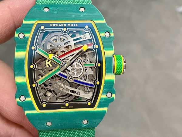 Đồng Hồ Richard Mille RM67-02 Vỏ Carbon Xanh Chế Tác Siêu Mỏng Siêu Nhẹ 37 Grams 38.7×47 (2)