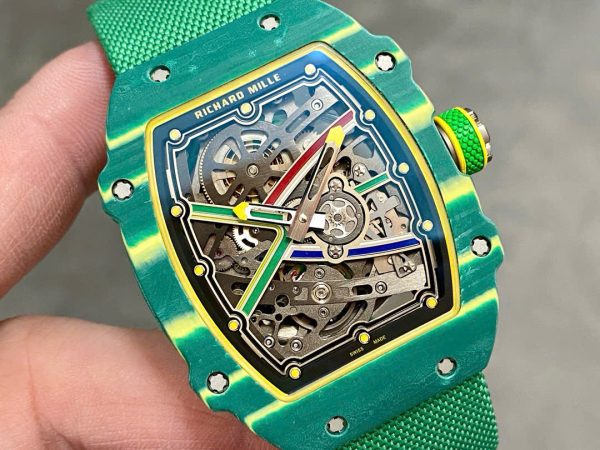 Đồng Hồ Richard Mille RM67-02 Vỏ Carbon Xanh Chế Tác Siêu Mỏng Siêu Nhẹ 37 Grams 38.7×47 (2)