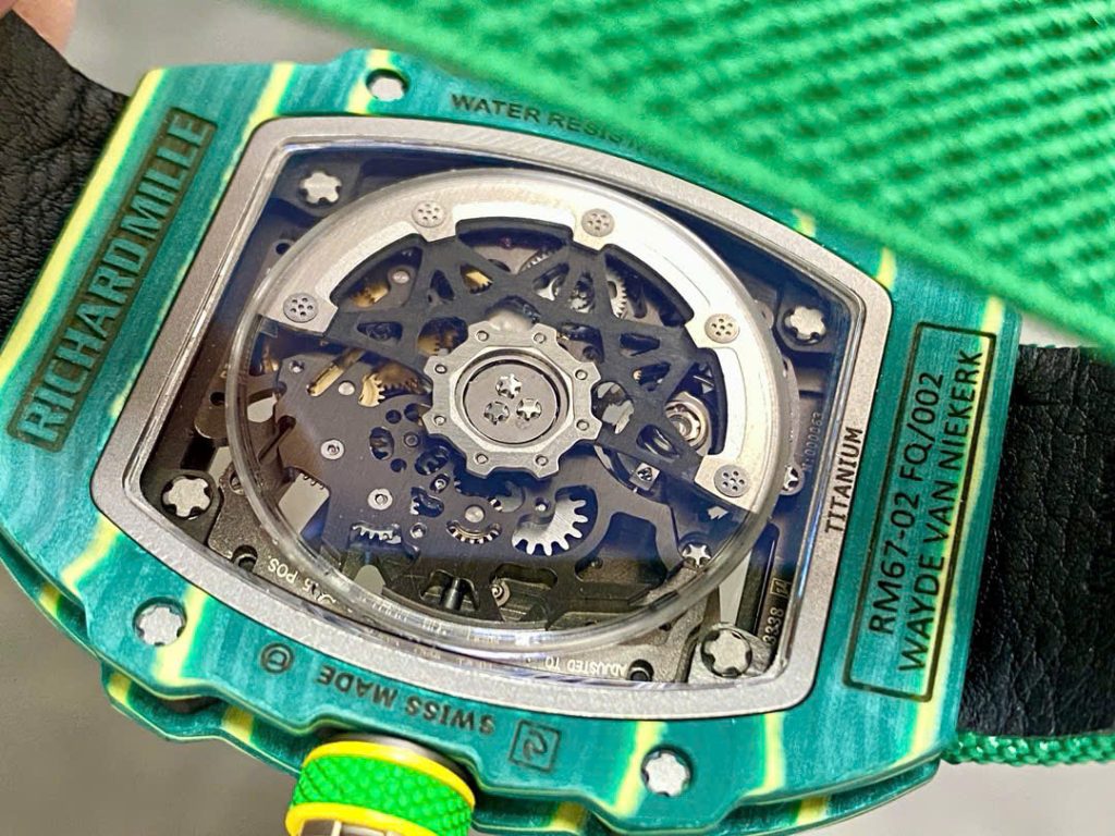 Đồng Hồ Richard Mille RM67-02 Vỏ Carbon Xanh Chế Tác Siêu Mỏng Siêu Nhẹ 37 Grams 38.7×47 (2)