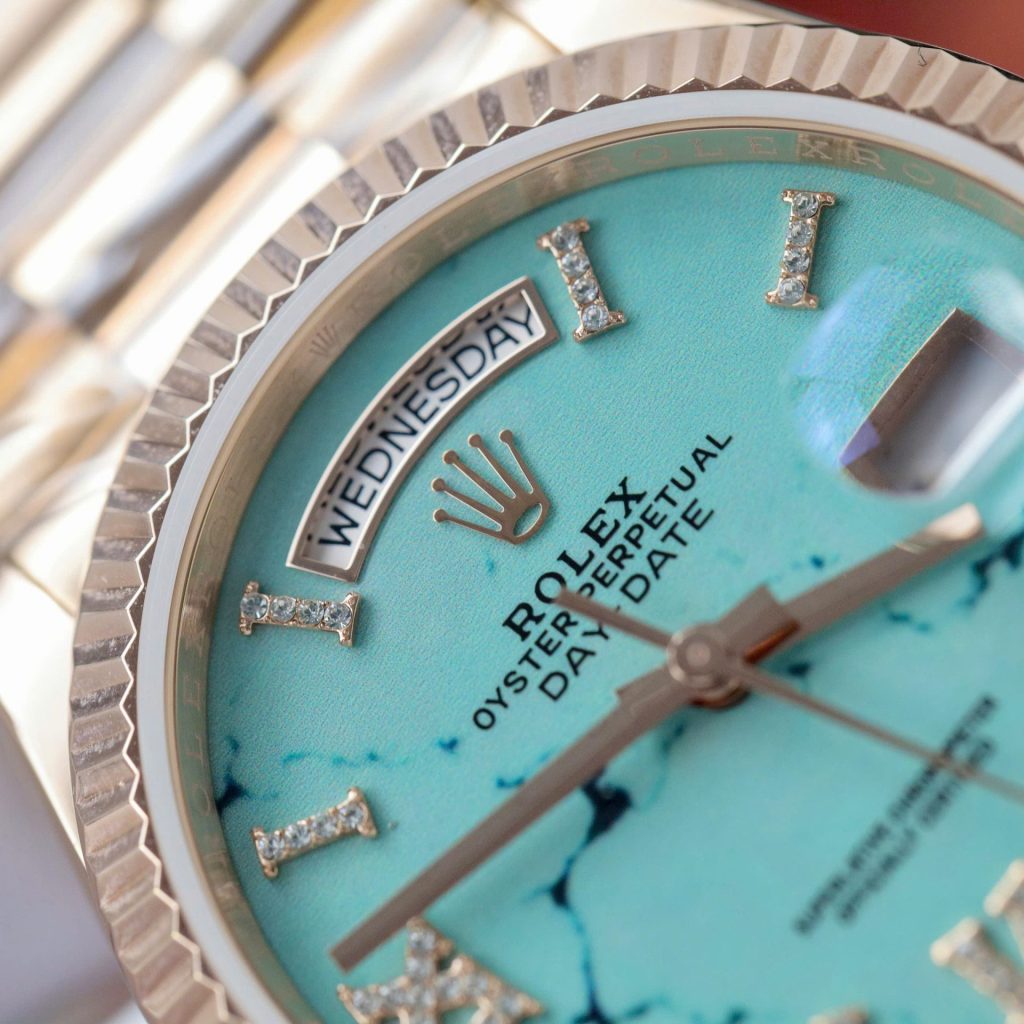 Đồng Hồ Rolex Chế Tác Day-Date 128238 Mặt Số Turquoise Bọc Vàng Thật 36mm (2)