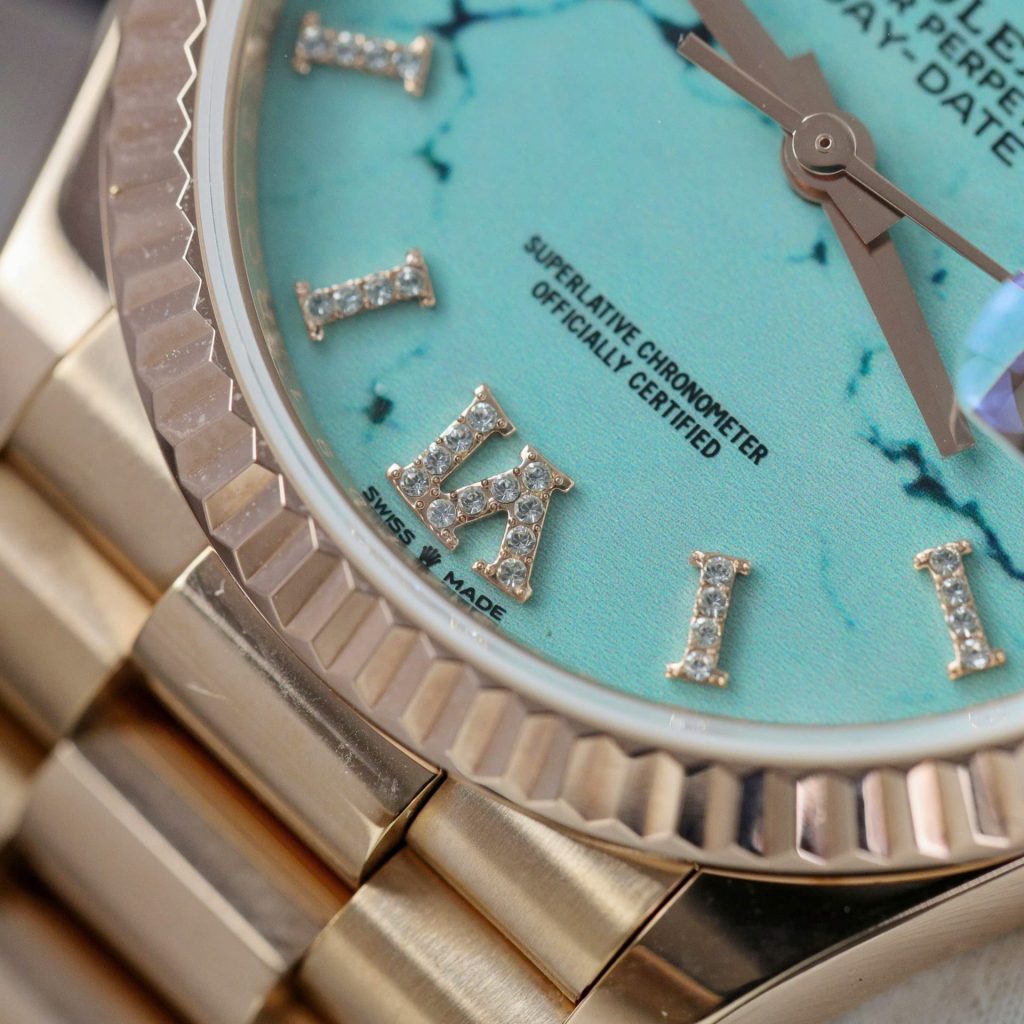 Đồng Hồ Rolex Chế Tác Day-Date 128238 Mặt Số Turquoise Bọc Vàng Thật 36mm (2)