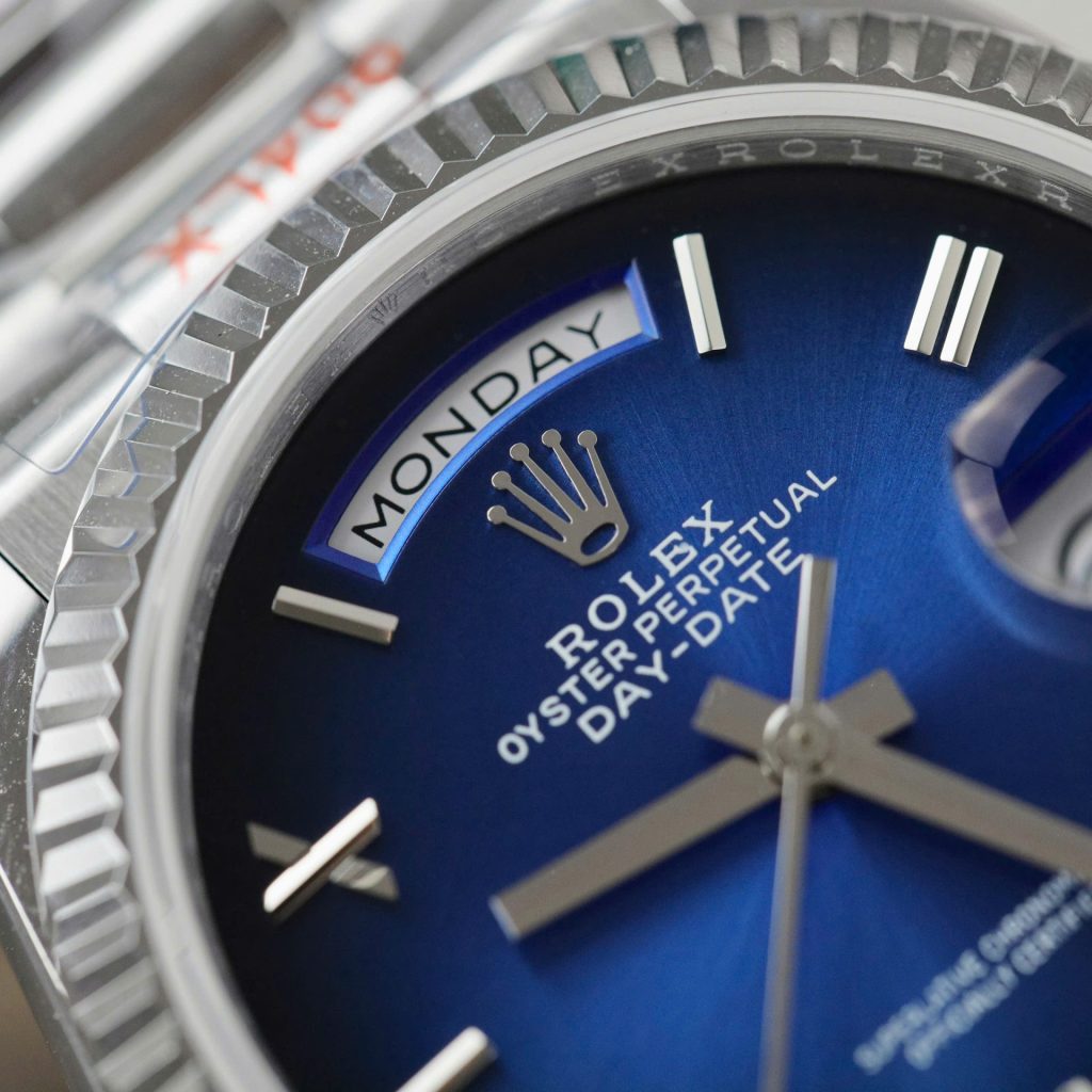 Đồng Hồ Rolex Day-Date 128236 Rep 11 Cao Cấp Mặt Xanh Blue Trọng Lượng 158gram QF Factory 36mm (2)