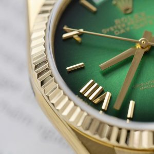 Đồng Hồ Rolex Day-Date 128238 Rep 11 Màu Xanh Lá Ombre Trọng Lượng 158gram Nhà Máy QF 36mm (2)