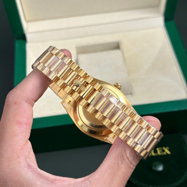 Đồng Hồ Rolex Day-Date 228238 Replica 11 Mặt Vàng Máy Caliber 3255 Thuỵ Sỹ Nhà Máy AR 40mm (2)