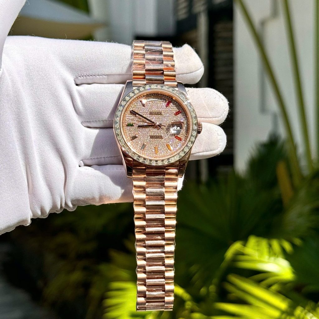 Đồng Hồ Rolex Day-Date Chế Tác Bọc Vàng + Đính Kim Cương Moissanite Baguette Hong Kong 40mm (2)