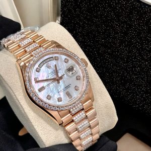 Đồng Hồ Rolex Day-Date Chế Tác Bọc Vàng Đính Kim Cương Moissanite Hong Kong 36mm (2)