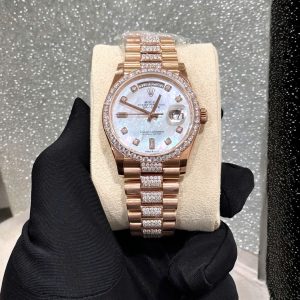 Đồng Hồ Rolex Day-Date Chế Tác Bọc Vàng Đính Kim Cương Moissanite Hong Kong 36mm (2)