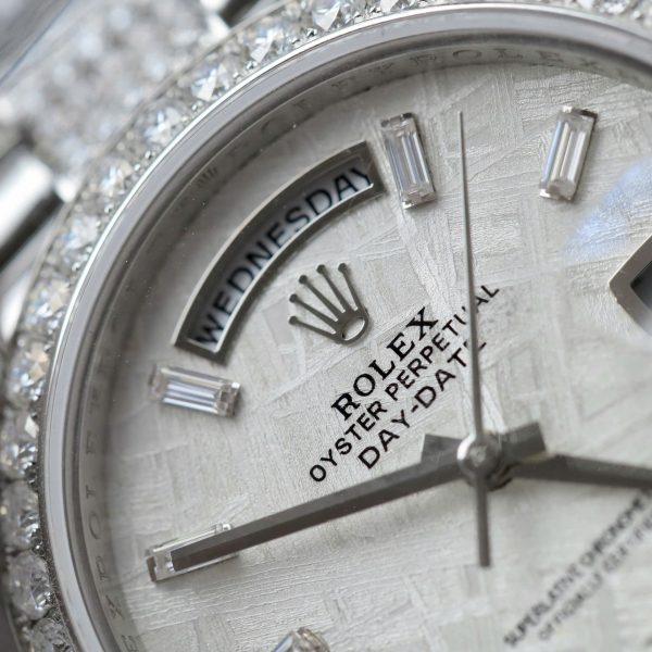 Đồng Hồ Rolex Day-Date Replica 11 Mặt Thiên Thạch Cọc Số + Dây Đính Kim Cương Moissanite 40mm (12)