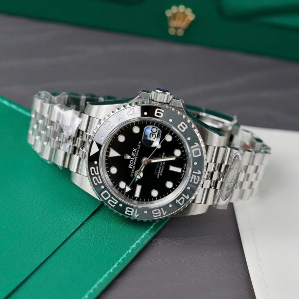 Đồng Hồ Rolex GMT-Master II 126710GRNR Replica 11 Cao Cấp Nhà Máy Clean 41mm (2)