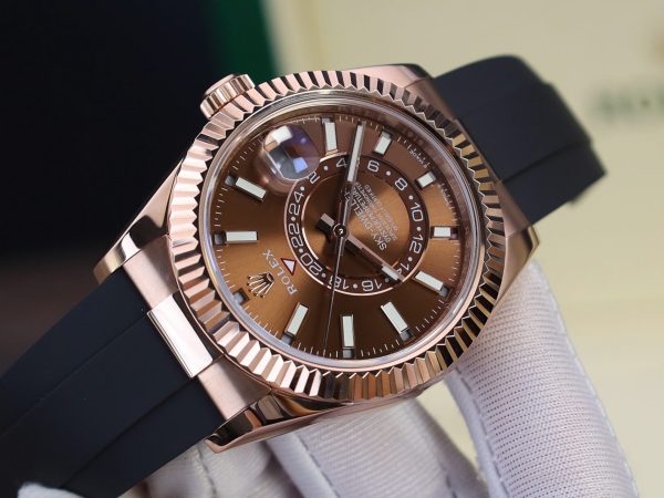 Đồng Hồ Rolex Sky-Dweller M336235 Chế Tác Bọc Vàng Thật Mặt Chocolate 42mm (2)