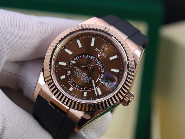 Đồng Hồ Rolex Sky-Dweller M336235 Chế Tác Bọc Vàng Thật Mặt Chocolate 42mm (2)