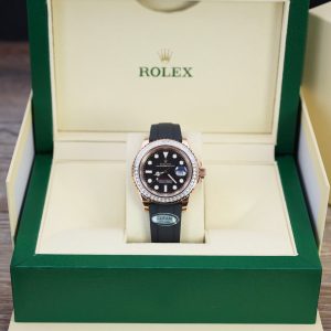 Đồng Hồ Rolex Yacht-Master Chế Tác Bọc Vàng Đính Kim Cương Moissanite Baguette Hong Kong 40mm (2)