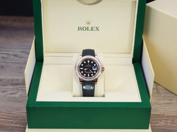 Đồng Hồ Rolex Yacht-Master Chế Tác Bọc Vàng Đính Kim Cương Moissanite Baguette Hong Kong 40mm (2)