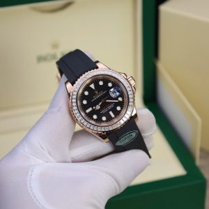 Đồng Hồ Rolex Yacht-Master Chế Tác Bọc Vàng Đính Kim Cương Moissanite Baguette Hong Kong 40mm (2)