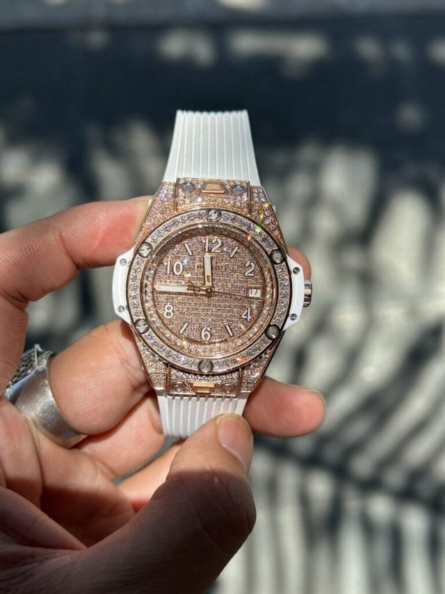 5 Best-Selling Hublot Diamond Watches at King Replica (1)