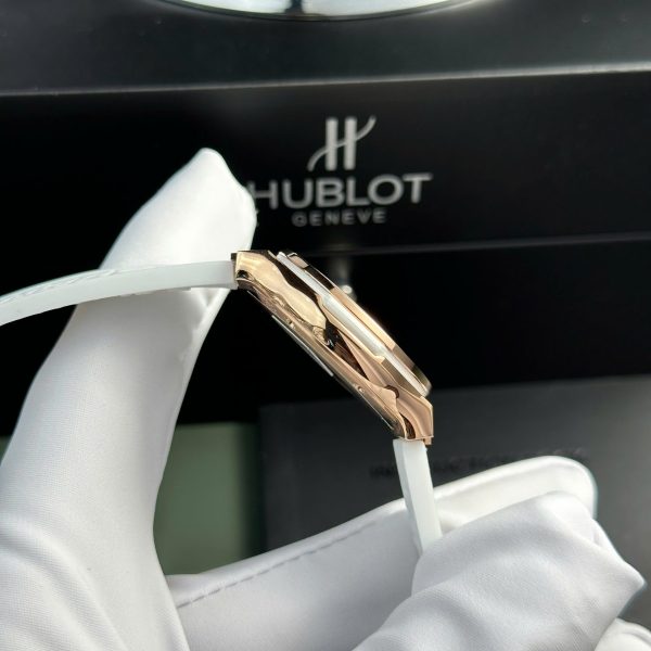 Đồng Hồ Hublot Classic Fusion King Gold Replica 11 Nữ Màu Trắng Nhà Máy HB 33mm (6)