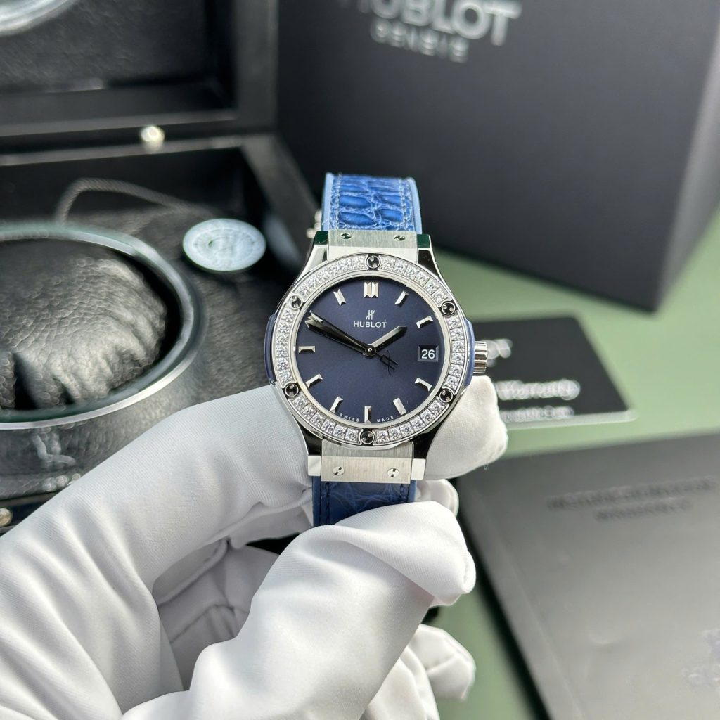 Đồng Hồ Hublot Classic Fusion Replica 1 1 Nữ Màu Xanh Blue Đính Đá Nhà Máy HB 33mm (2)