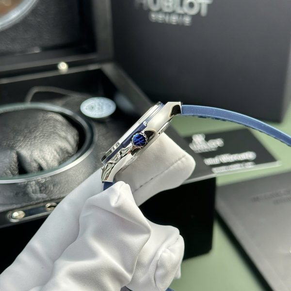 Đồng Hồ Hublot Classic Fusion Replica 1 1 Nữ Màu Xanh Blue Đính Đá Nhà Máy HB 33mm (2)