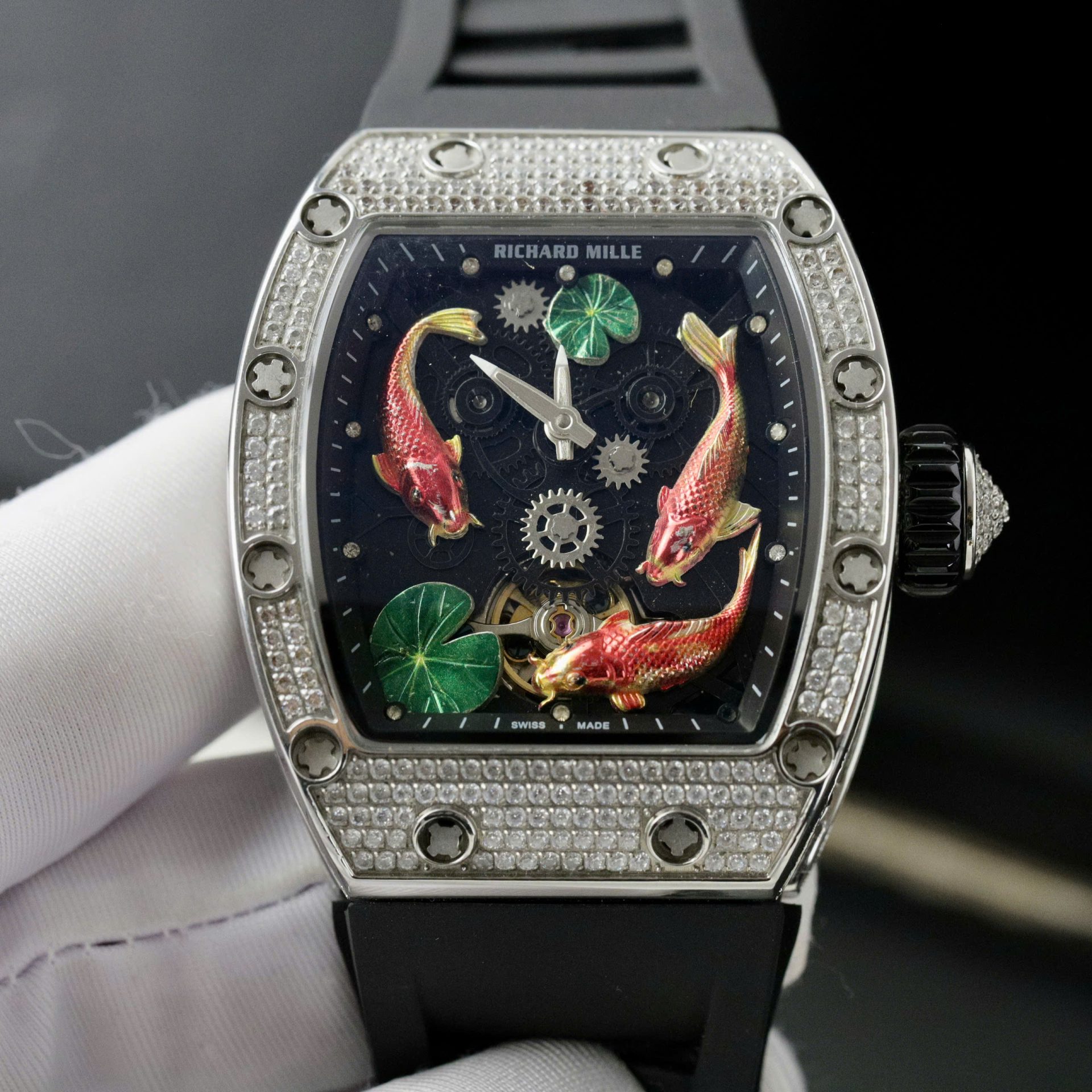 Đồng Hồ Richard Mille Cá Coi Replica 11 Dây Cao Su Đen 42mm (1)