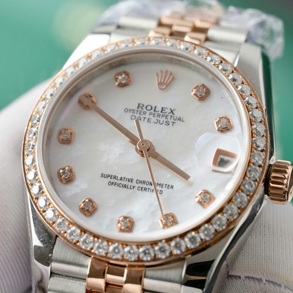 Đồng Hồ Rolex DateJust Replica 11 Mặt Khảm Xà Cừ Đính Kim Cương Moissanite Hong Kong 31mm (2)