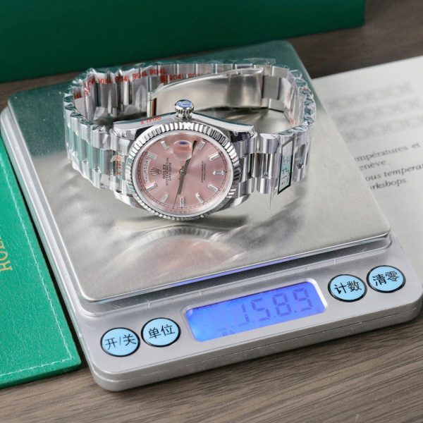 Đồng Hồ Rolex Day-Date 128236 Mặt Hồng Rep 11 Tinh Chỉnh Trọng Lượng 158 Grams Nhà Máy QF 36mm (1)