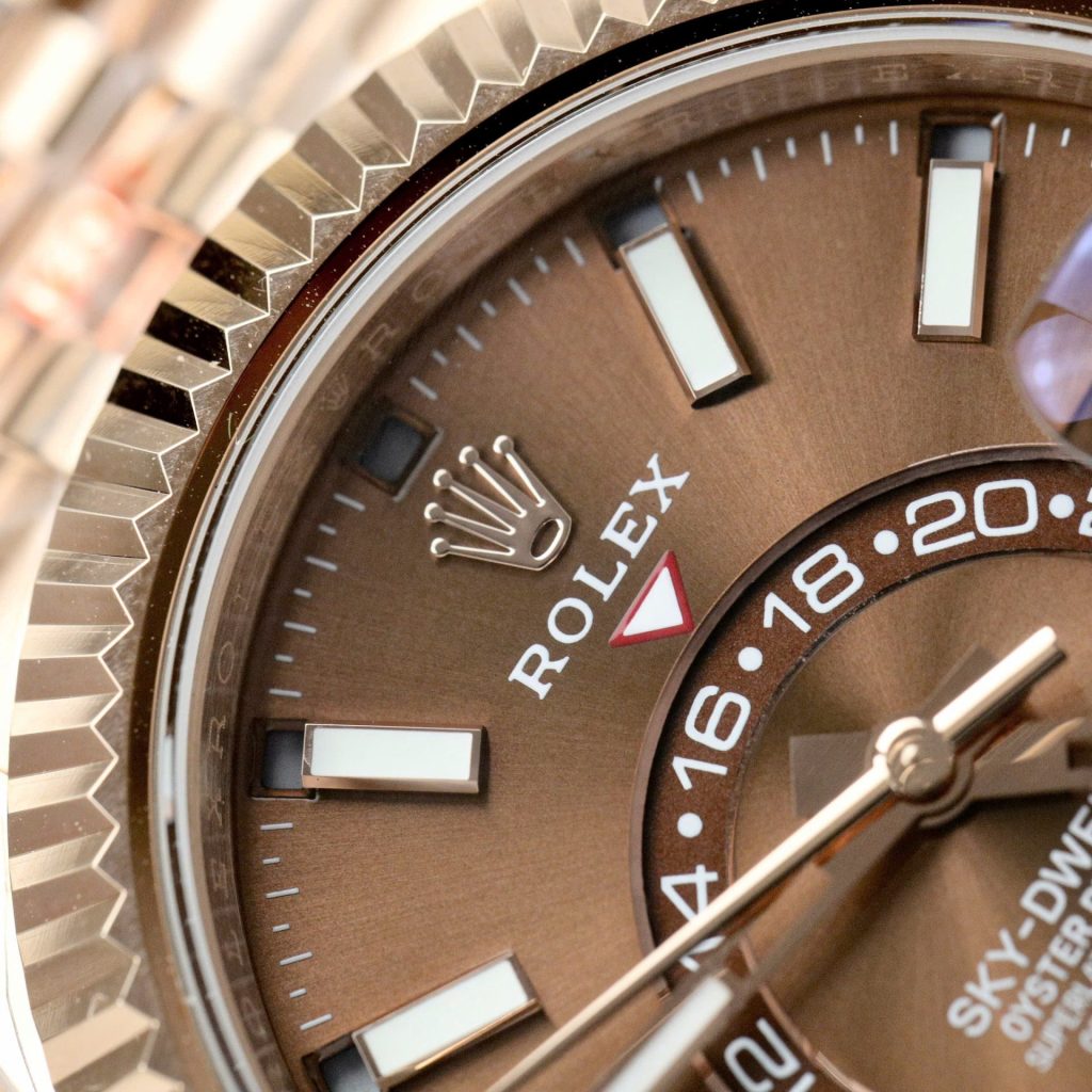 Đồng Hồ Rolex Sky-Dweller M336235 Replica 11 Mặt Chocolate 42mm (2)