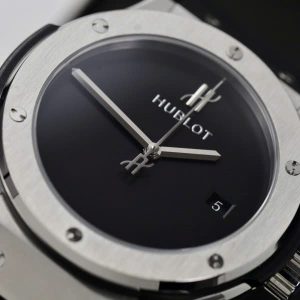 Đồng Hồ Hublot Classic Fusion 40 Years Anniversary Fake Cao Cấp Màu Đen 42mm (2)