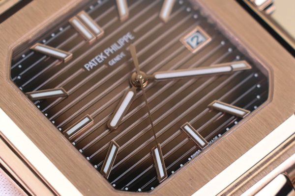 Đồng Hồ Patek Philippe Cubitus 5821 Rep 11 Mạ Vàng Hồng Mặt Chocolate (4)