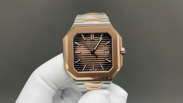 Đồng Hồ Patek Philippe Cubitus 5821 Replica 1 1 Demi Rose Mặt Chocolate 43mm (2)