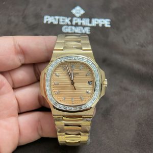 Đồng Hồ Patek Philippe Nautilus 5723 Chế Tác Vàng Hồng 18K Nguyên Khối + Kim Cương Tự Nhiên 40mm (2)