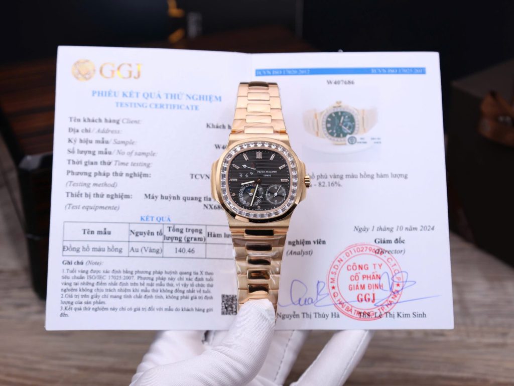 Đồng Hồ Patek Philippe Nautilus 5724R Chế Tác Bọc Vàng Thật Đính Đá Swarovski GRF 40mm (2)