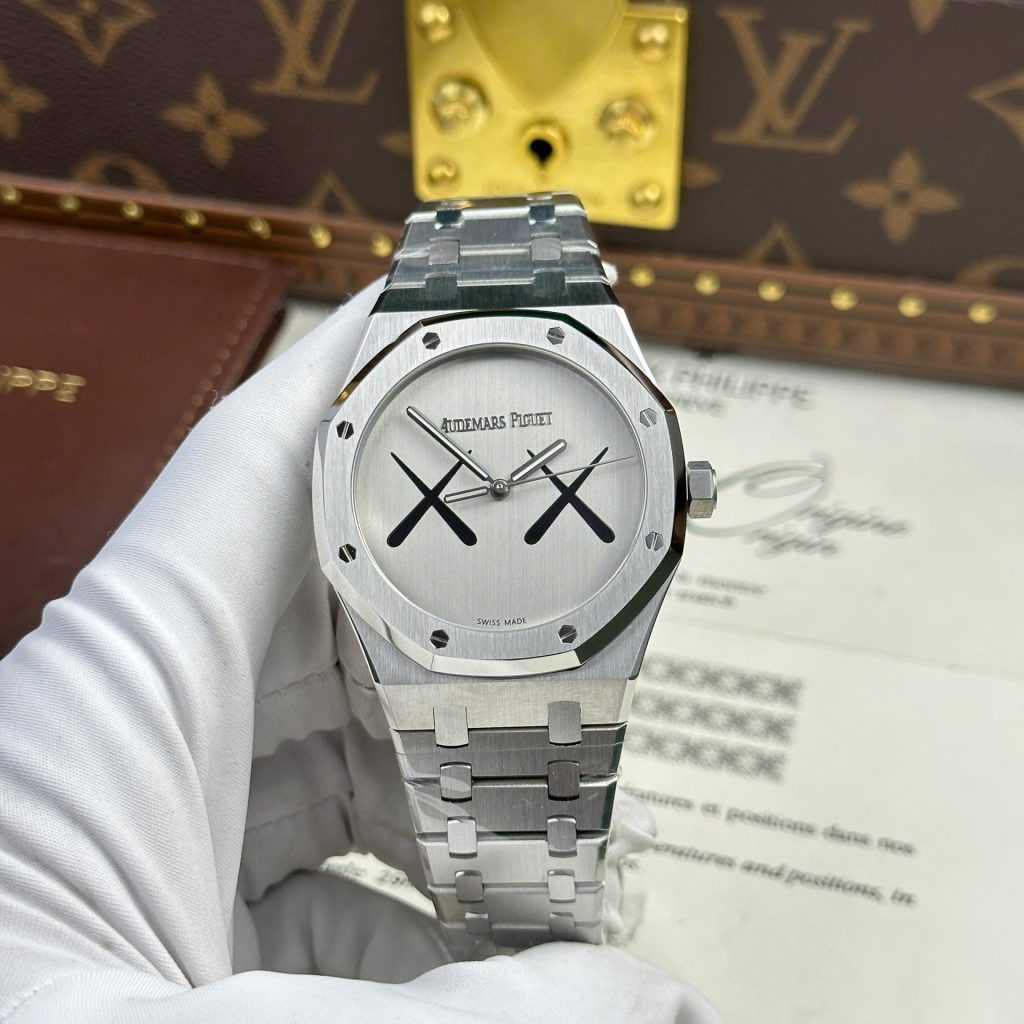 Đồng Hồ Audemars Piguet Royal Oak x Kaws Chế Tác Mặt Số XX Nhà Máy APS 41mm (2)