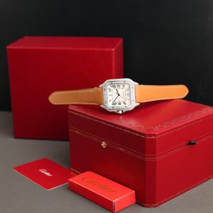 Đồng Hồ Cartier Santos Mặt Trắng Chế Tác Đính Full Kim Cương Moissanite Nhà Máy BV 39 (2)