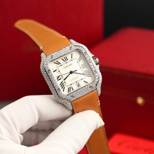 Đồng Hồ Cartier Santos Mặt Trắng Chế Tác Đính Full Kim Cương Moissanite Nhà Máy BV 39 (2)