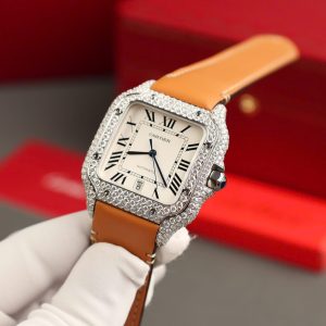 Đồng Hồ Cartier Santos Mặt Trắng Chế Tác Đính Full Kim Cương Moissanite Nhà Máy BV 39 (2)