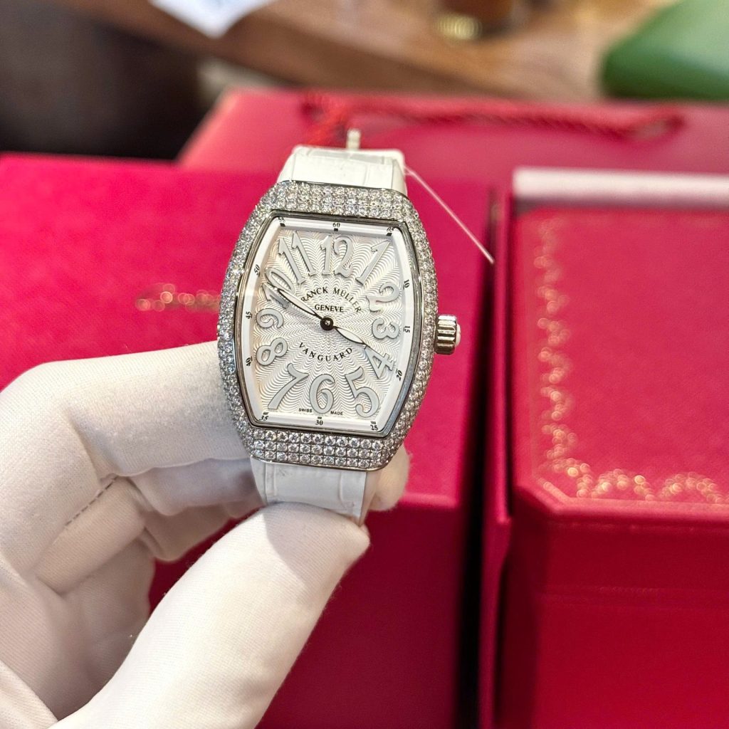 Đồng Hồ Franck Muller V32 Chế Tác Đính Full Kim Cương Moissanite Hong Kong 36mm (2)