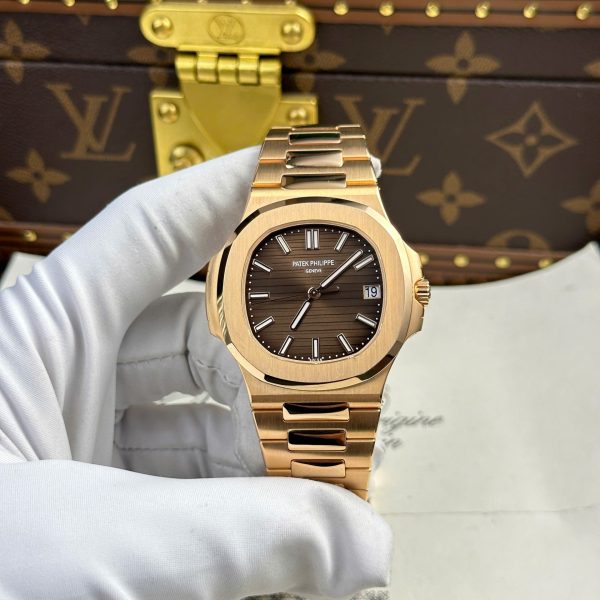 Đồng Hồ Patek Philippe Nautilus 5711 Bọc Vàng 18K Tinh Chỉnh Full Options 40mm (4)